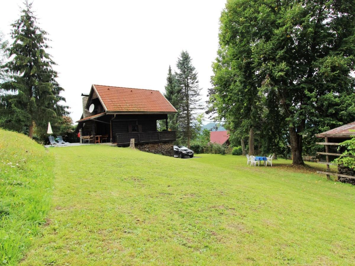 Quiet Holiday Home Near Ski Resort Neuhaus  Екстер'єр фото